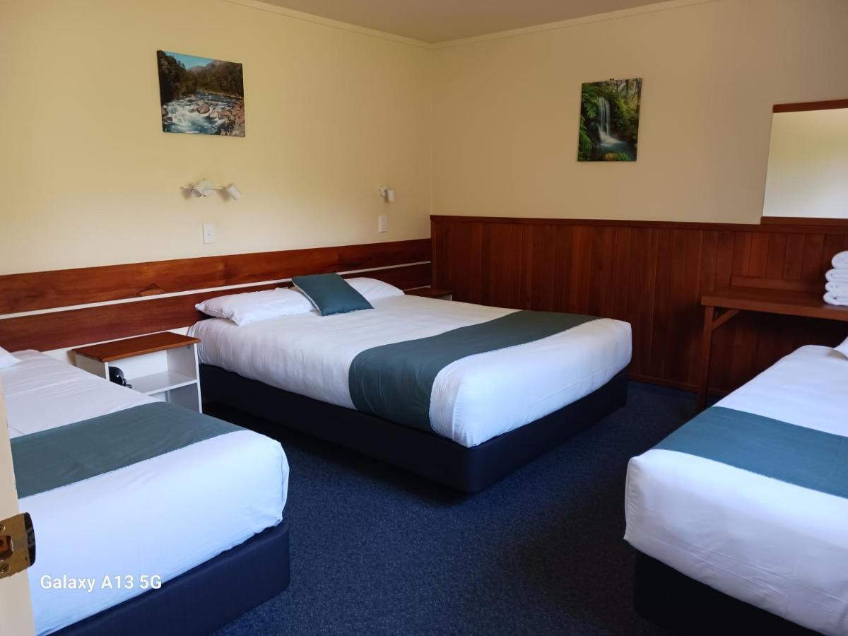 טקאקה Anatoki Lodge Motel מראה חיצוני תמונה