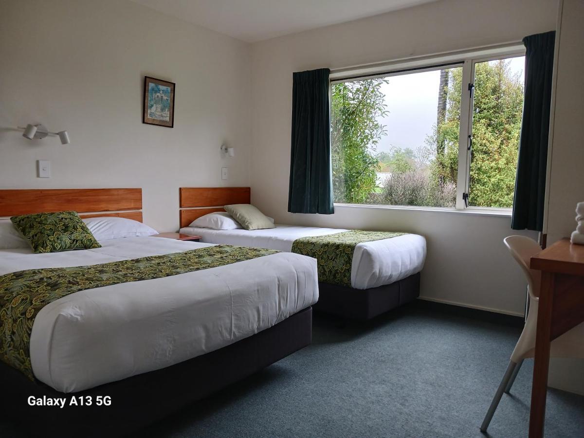 טקאקה Anatoki Lodge Motel מראה חיצוני תמונה
