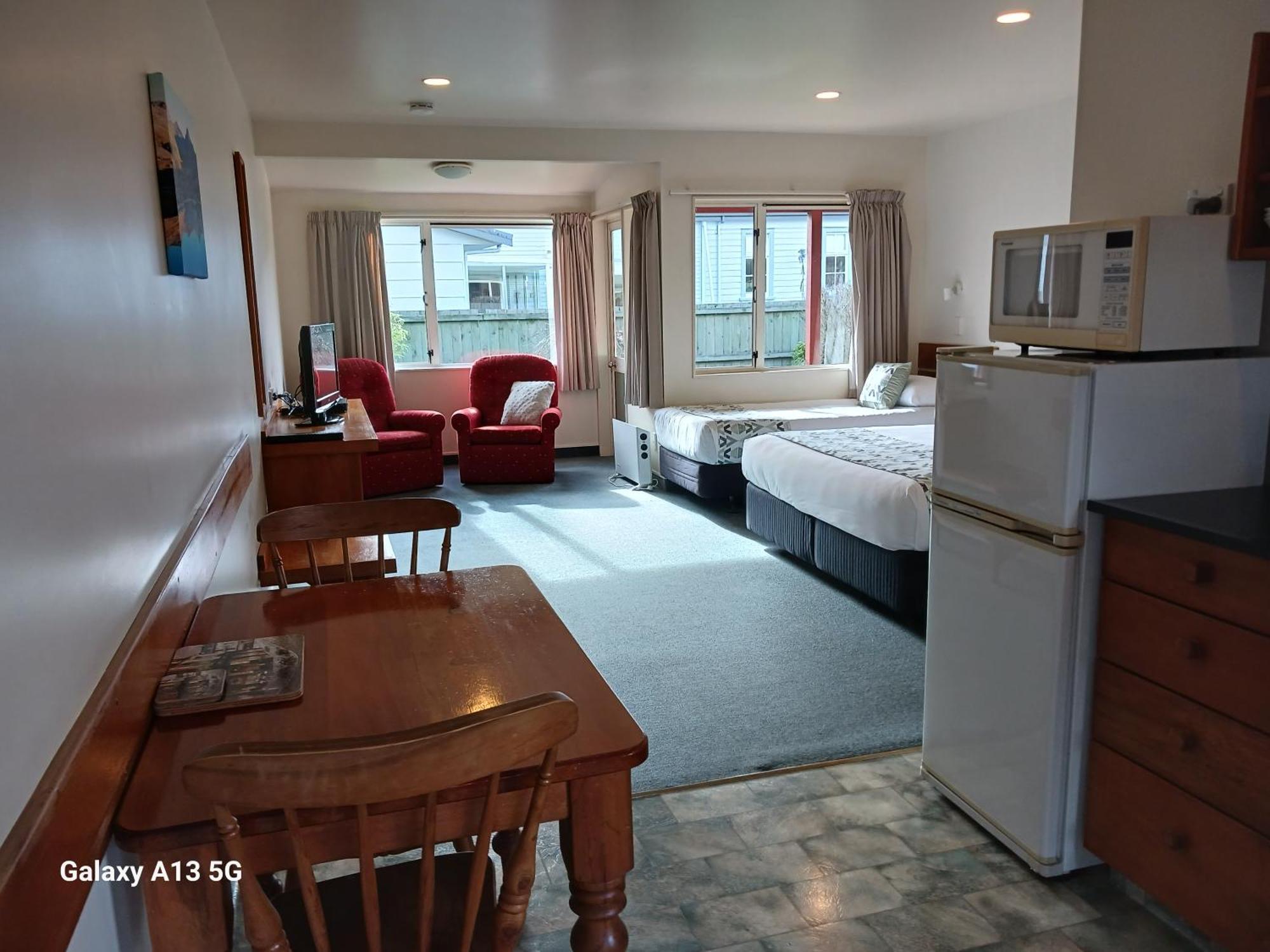 טקאקה Anatoki Lodge Motel מראה חיצוני תמונה